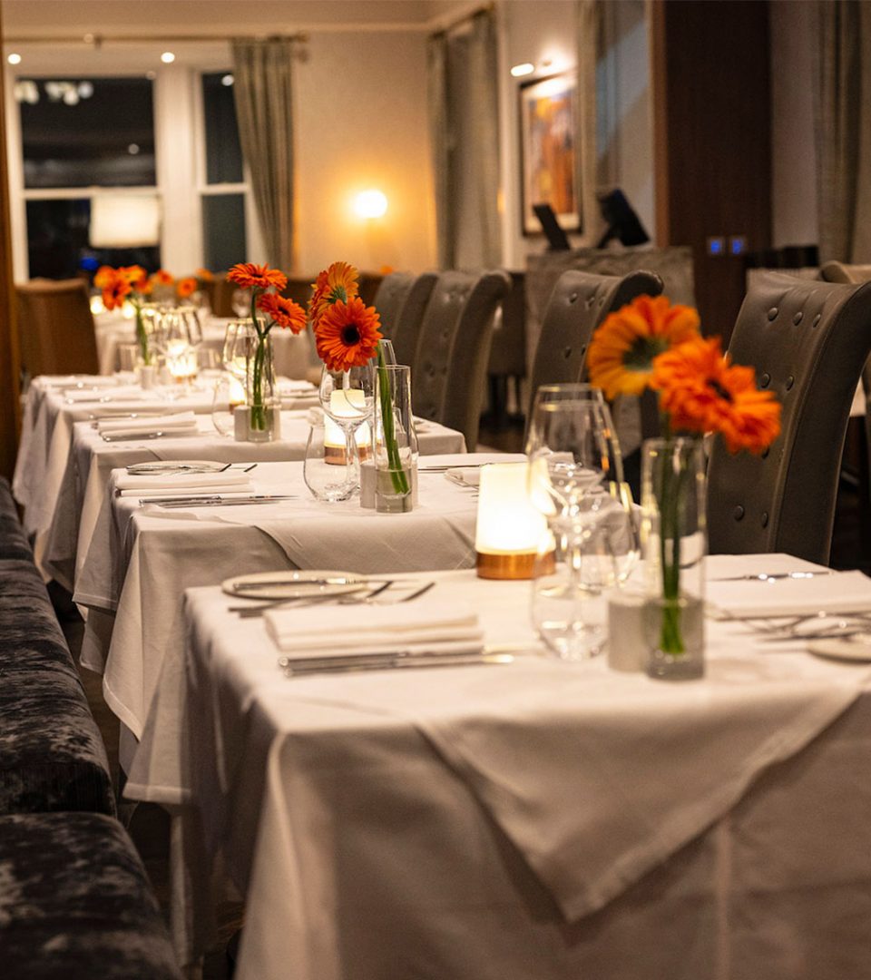 Banquet seating in restaurant