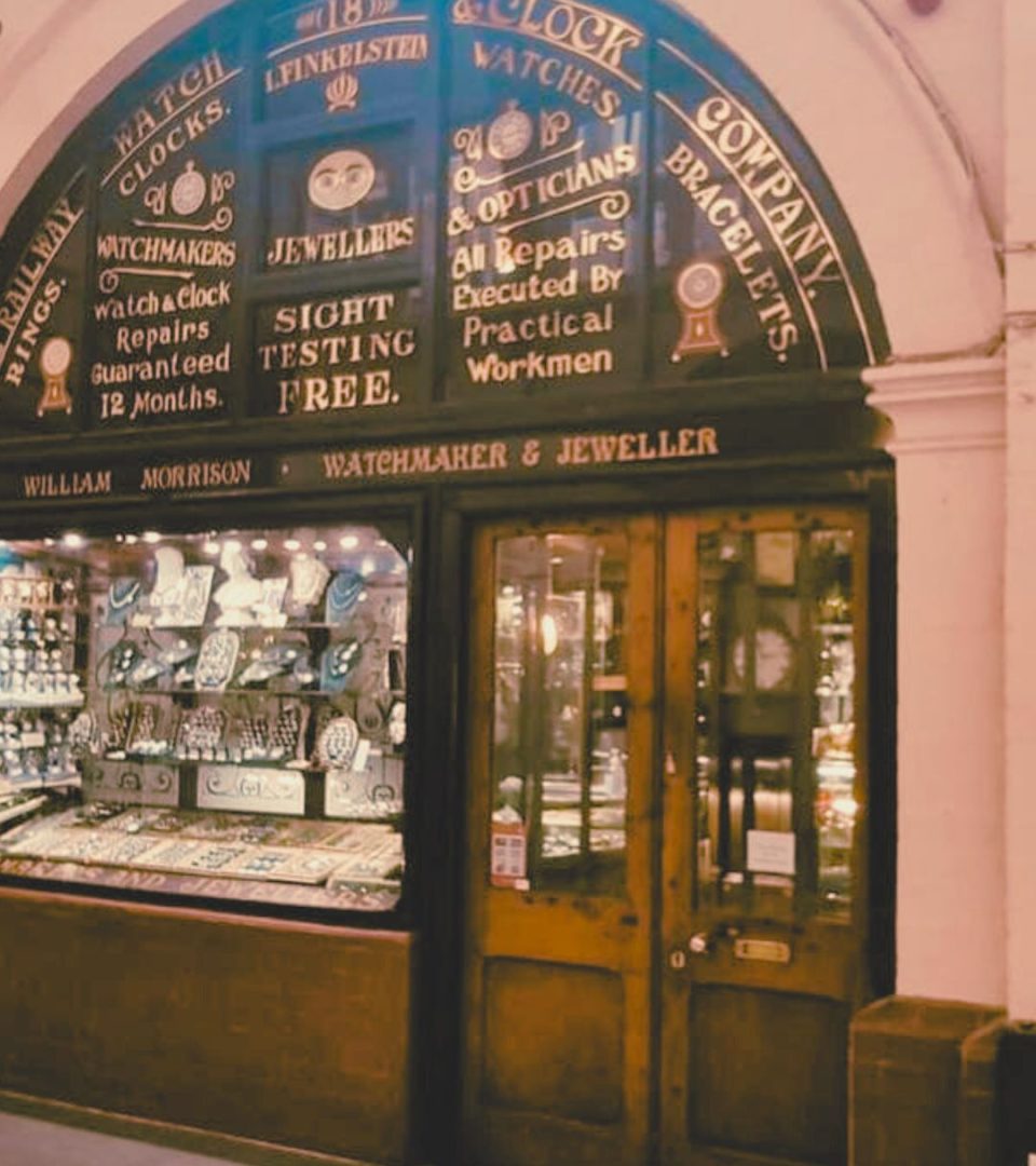 Jewellers in the Victorian Market